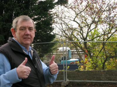 Alan Lewis celebrates the Demolition starting