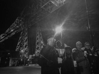 Bridges not Barriers vigil